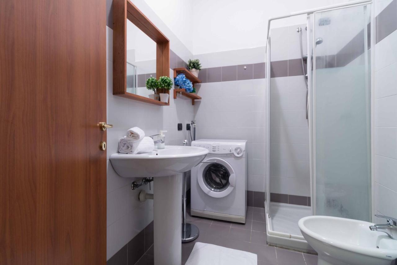 Galleria Roma Apartment - Affitti Brevi Italia Лекко Экстерьер фото