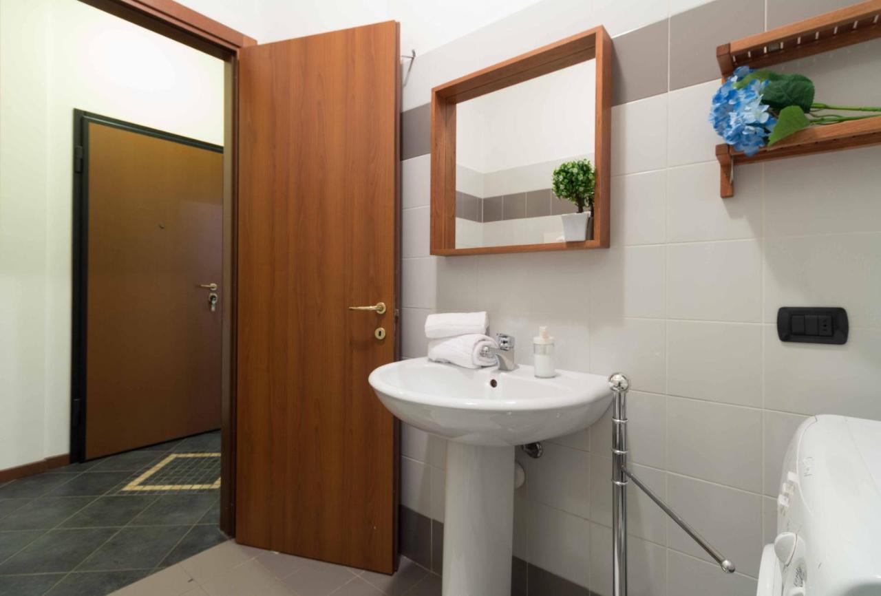 Galleria Roma Apartment - Affitti Brevi Italia Лекко Экстерьер фото